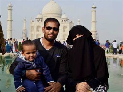 Yusuf Pathan: Wife, Net Worth, Tattoos, Smoking & Body Facts