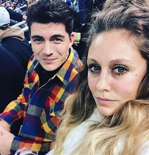Zane Holtz Wife Chelsea Thea Holtz and Four Children