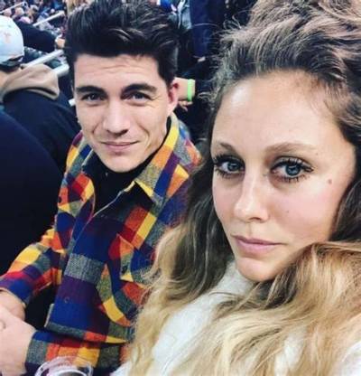 Zane Holtz Wife Chelsea Thea Holtz and Four Children