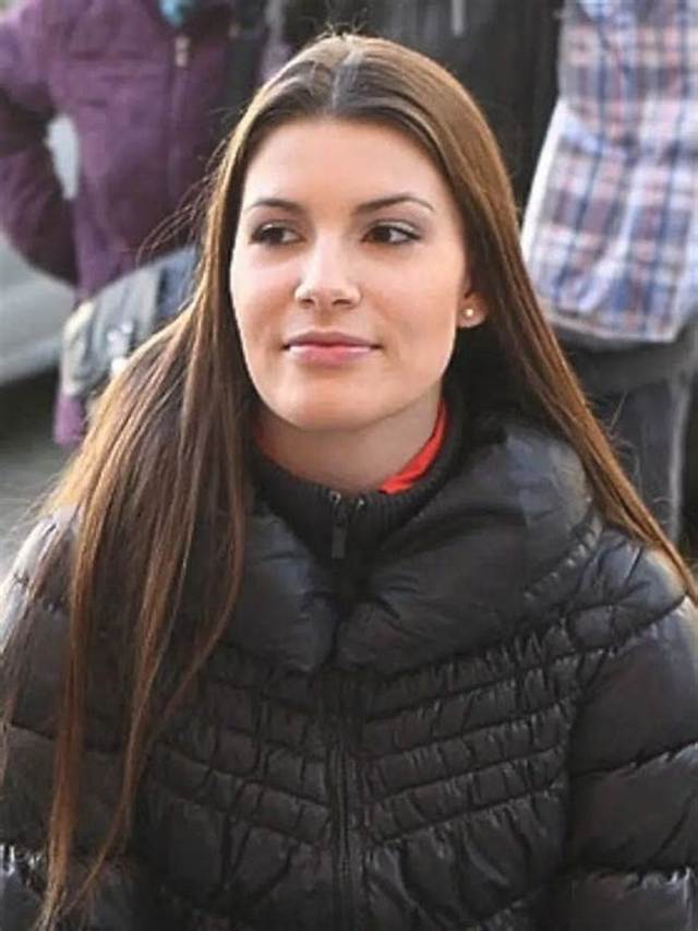 Zena Sativa Height, Weight, Net Worth, Age, Birthday, Wikipedia, Who, Nationality, Biography