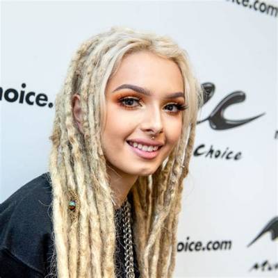 Zhavia Ward: Boyfriend, Net Worth, Tattoos, Smoking & Body Measurements