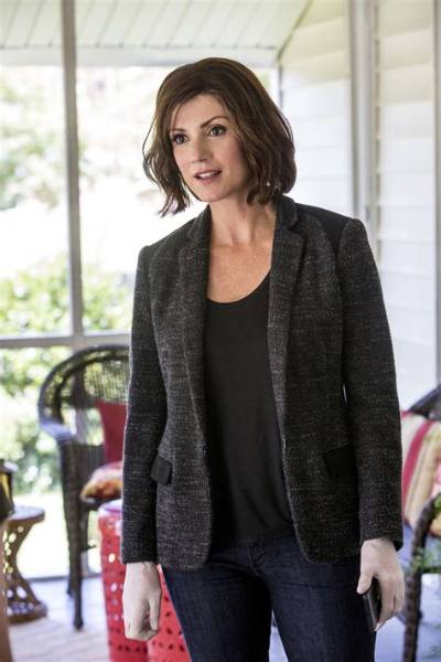 Zoe Mclellan Biography: Tv Shows, Net Worth, Instagram, Age, Wikipedia, Husband, Height, Imdb, Ncis, Son, Wanted