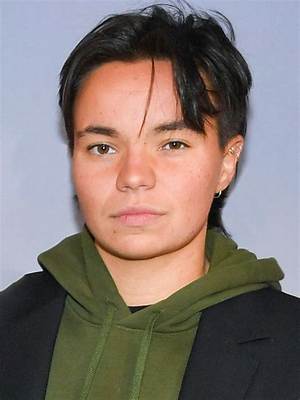 Zoe Terakes Wikipedia and Gender – Is Actor a Boy or Girl?