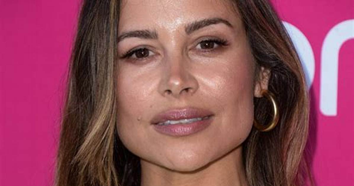 Zulay Henao Bio, Wiki, Age, Parents, Spouse, Movies, Fighting, Army, and Net Worth.